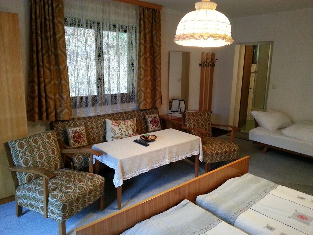 バート・ゴイーザーンHaus Chorinskyklauseアパートメント エクステリア 写真